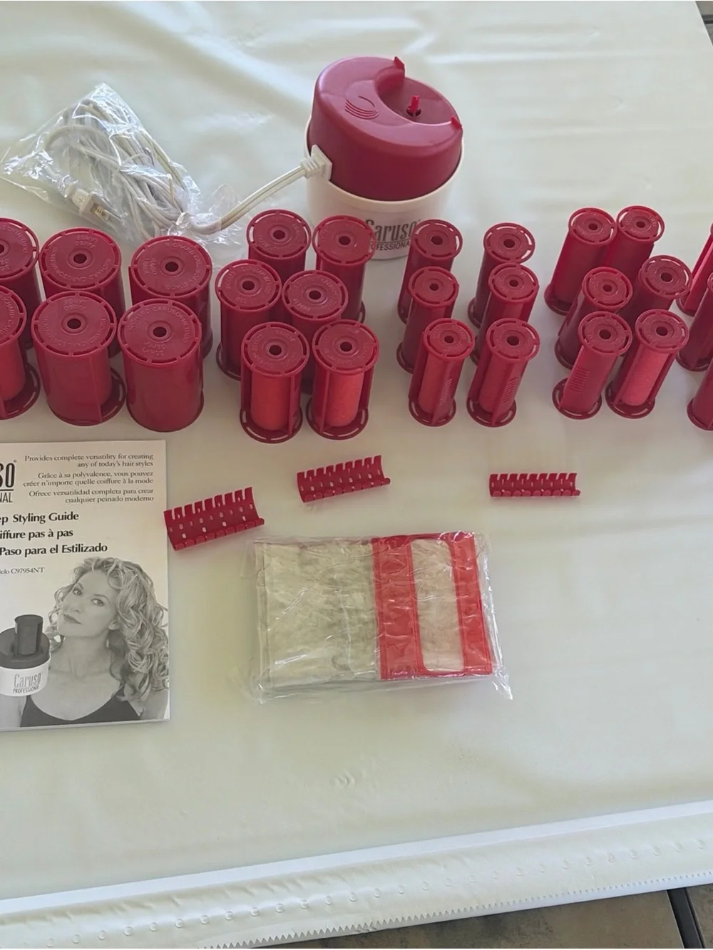 Caruso Professional ProSet Molecular Steam Hairsetter in Red and White